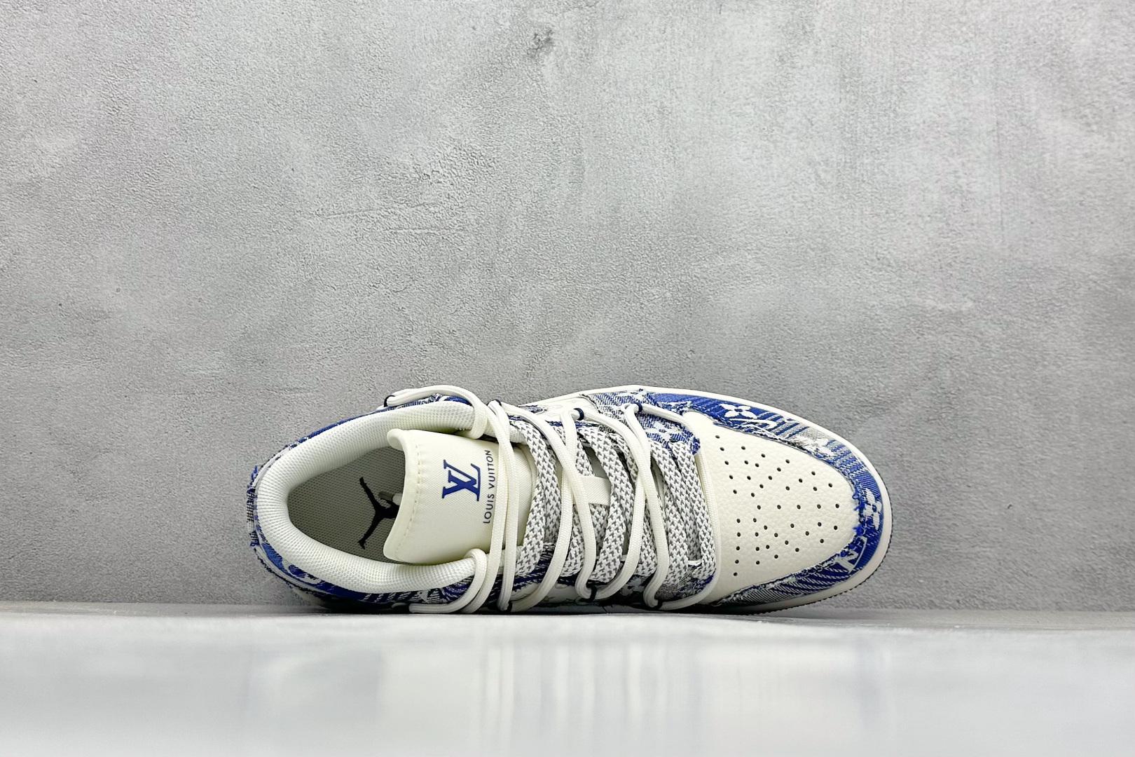 300 XC版Air Jordan 1 Low AJ1 乔1 LV联名 蓝花布抽绳 高端定制 低帮复古篮球鞋 YX5066-373