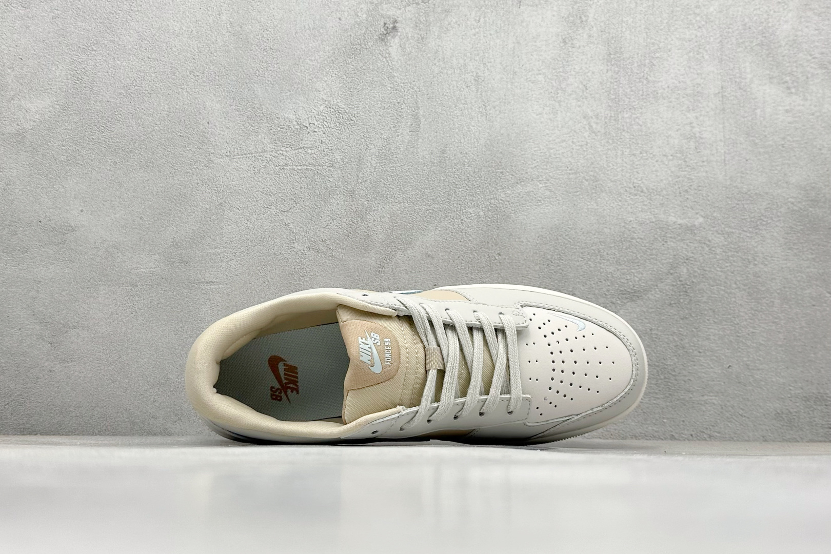 160 FS版 Nike SB Force 58 硫化杯底 传统篮球风格 Nike SB Force 58 男/女滑板鞋 DV5476-003