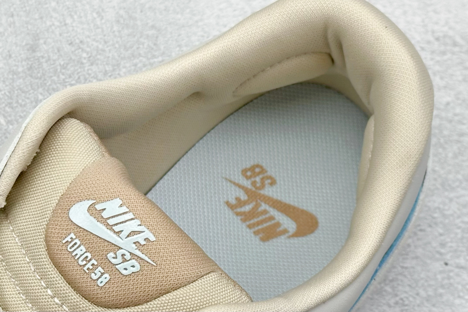 160 FS版 Nike SB Force 58 硫化杯底 传统篮球风格 Nike SB Force 58 男/女滑板鞋 DV5476-003