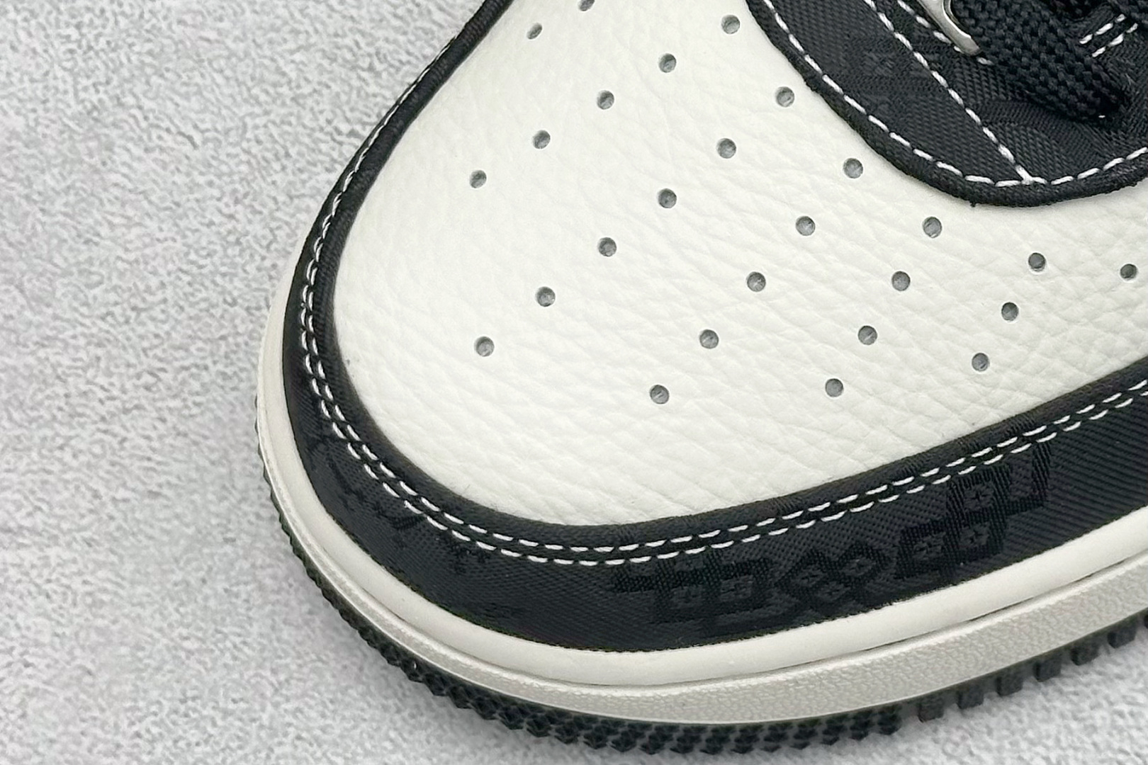 260 SC版Nike Air Force 1'07 Low LV联名 空军一号低帮休闲板鞋 LW9279-013
