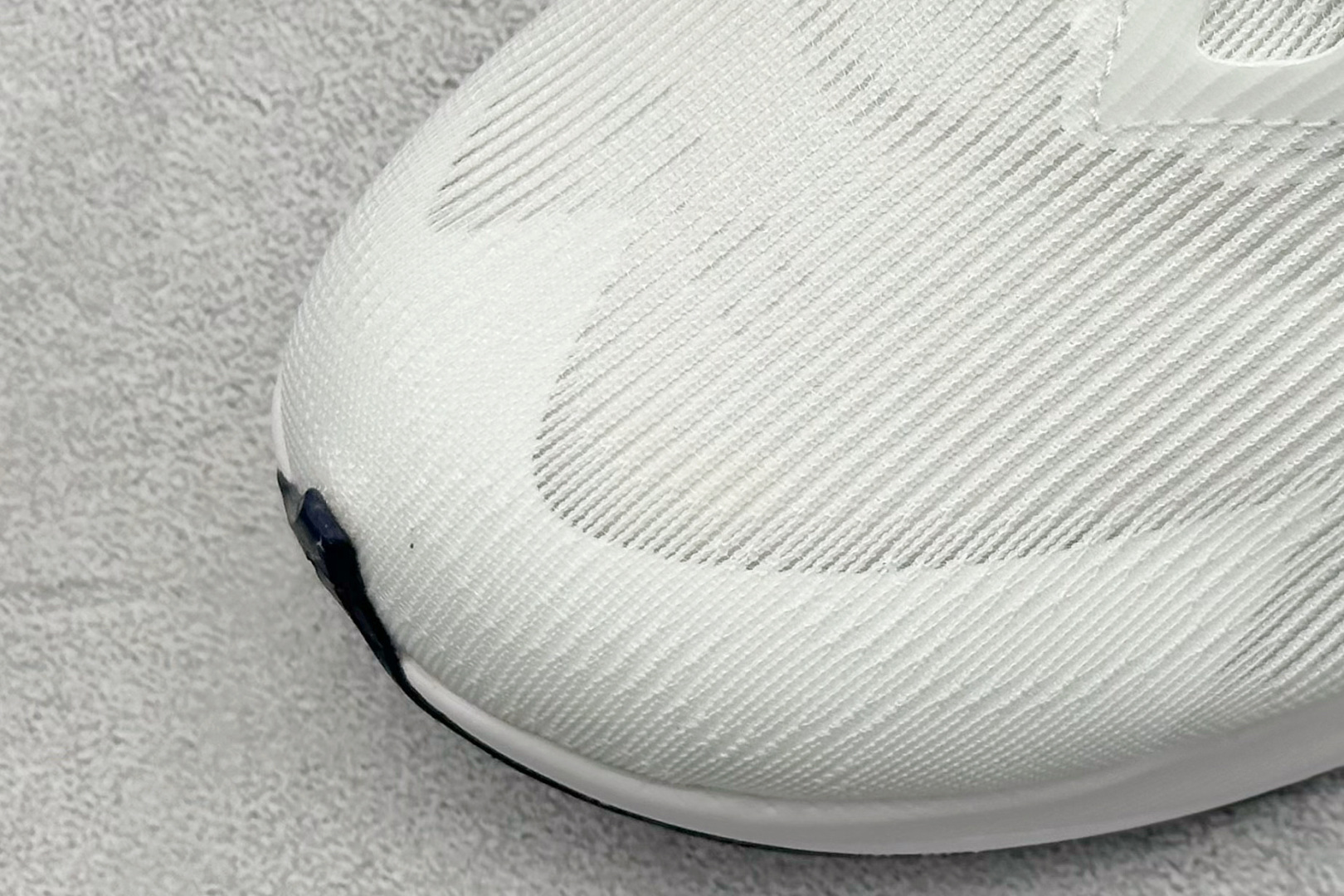 260 F版Nike ZoomX Vaporfly NEXT% 4 马拉松系列公路竞速超轻缓震跑步鞋  HF6412-100