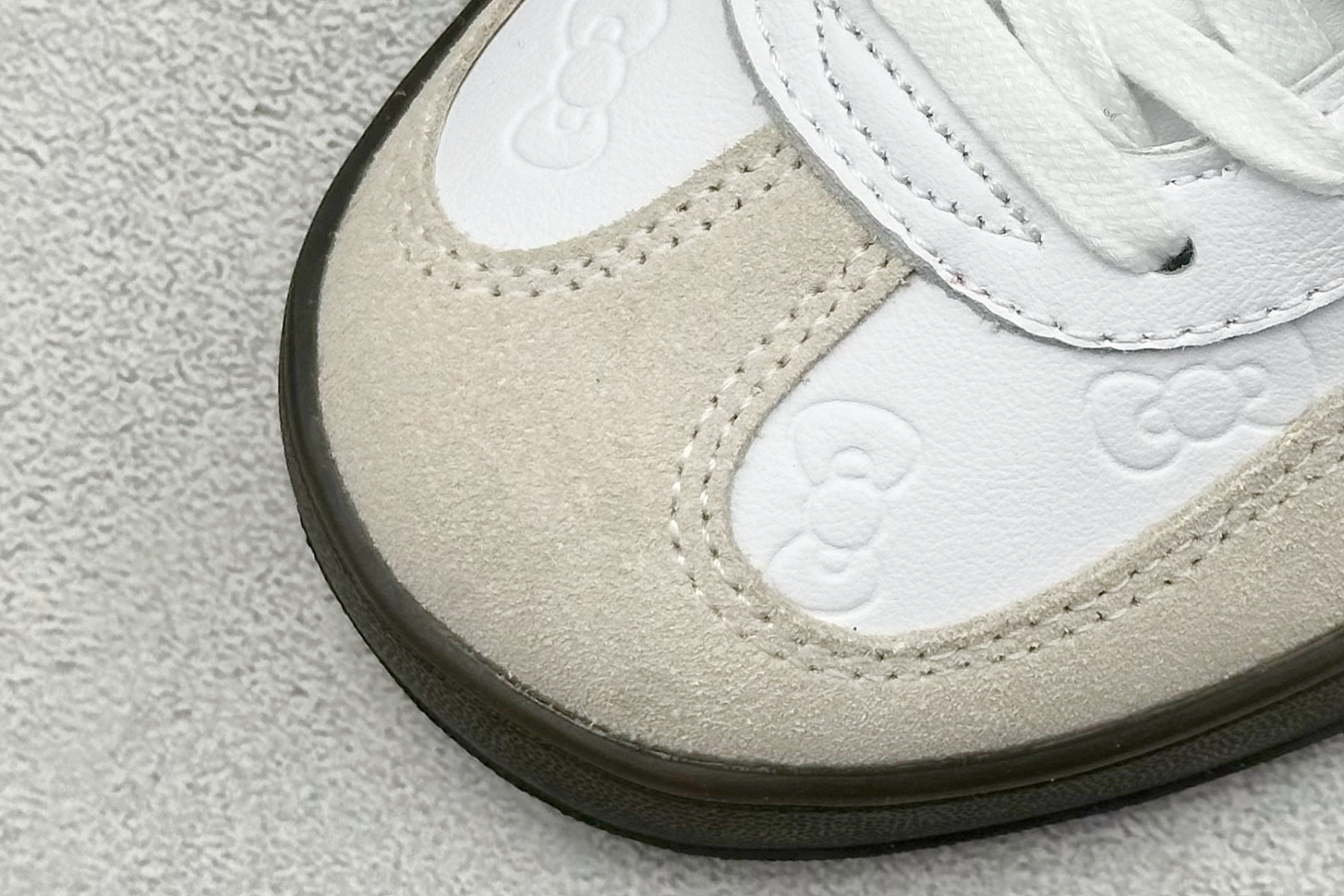 图片[7]-YH长青福利  AD Originals Gazelle INdoor 三叶草休闲防滑耐磨低帮板鞋 鞋头出色设计 塑就出众贴合感 稳固的后跟贴合足部曲线设计 软弹舒适 不易磨脚 橡胶鞋底配合防滑纹路设计 平稳抓地 货号：II0013-选品中心