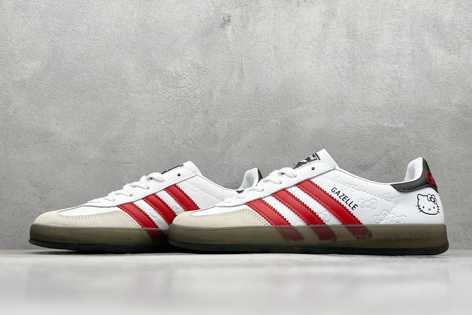 图片[5]-YH长青福利  AD Originals Gazelle INdoor 三叶草休闲防滑耐磨低帮板鞋 鞋头出色设计 塑就出众贴合感 稳固的后跟贴合足部曲线设计 软弹舒适 不易磨脚 橡胶鞋底配合防滑纹路设计 平稳抓地 货号：II0013-选品中心