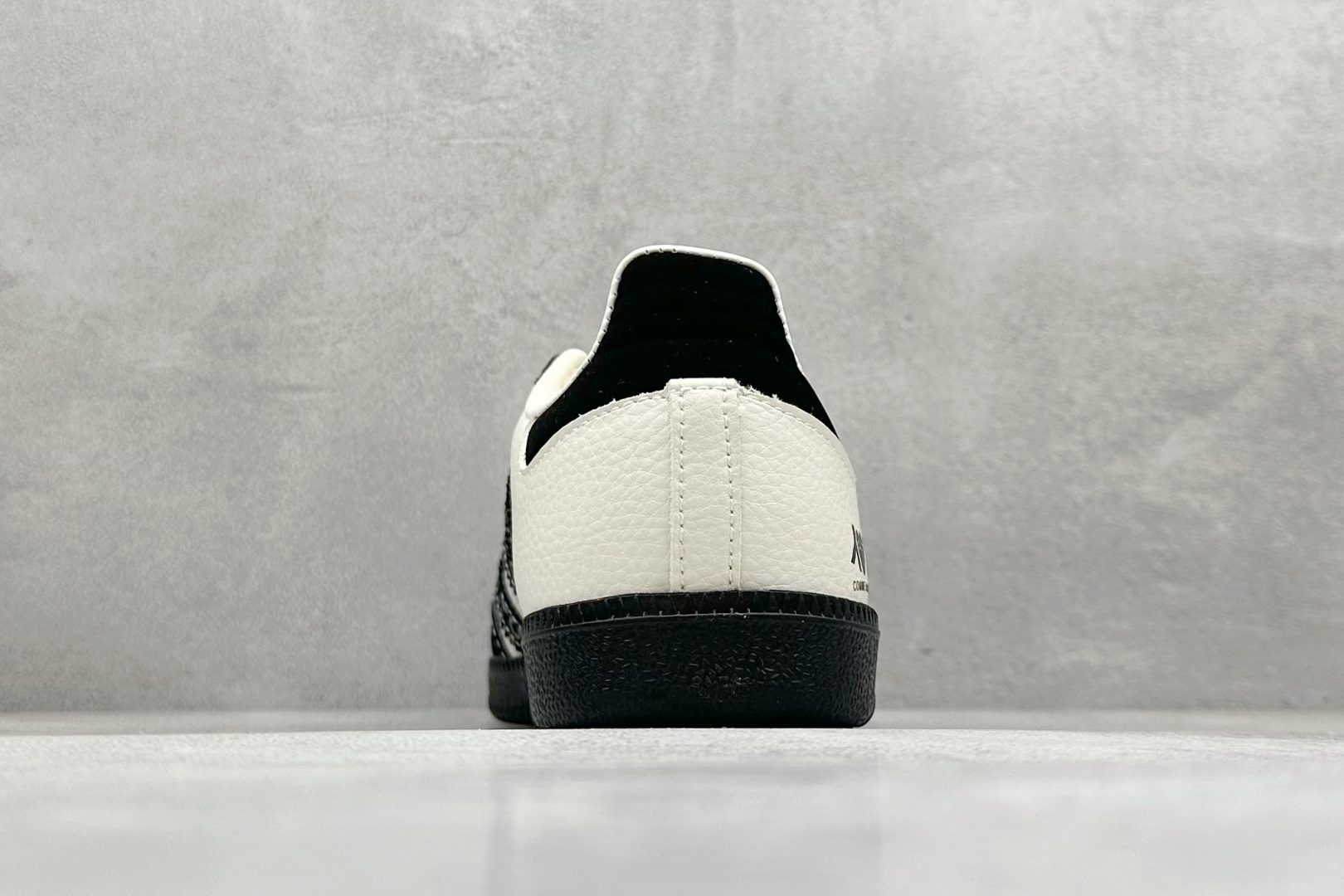 200 adidoriginals Samba OG 黑白 桑巴舞系列复古经典轻便板鞋  DX0006