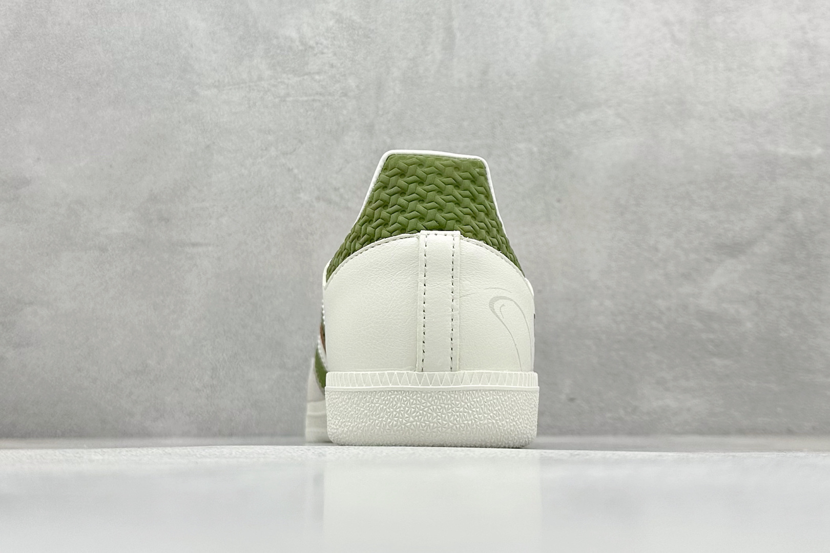 200 adidoriginals Samba OG 灰白绿 桑巴舞系列复古经典轻便板鞋  GJ75805