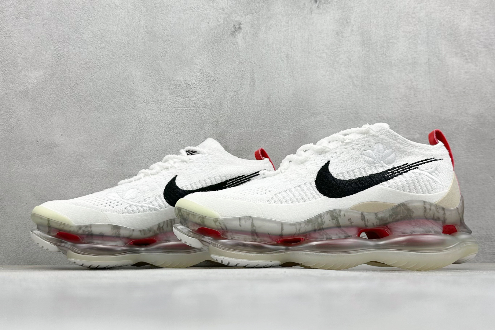 图片[5]-纯原福利  Nike Air Max Scorpion FK 次世代气垫搭载全掌大气垫鞋款 采用类似于 VaporMax Plus 和 VaporMax Flyknit 型号的设计 匠心打造的鞋面 实现轻质包覆和透气性 鞋身设计舒适的衬里包裹双足 带来自然贴身的感觉 橡胶鞋底提供持久的牵引力 脚下的球根状裸气鞋底 货号：FD4319-101 尺码：40-46-选品中心