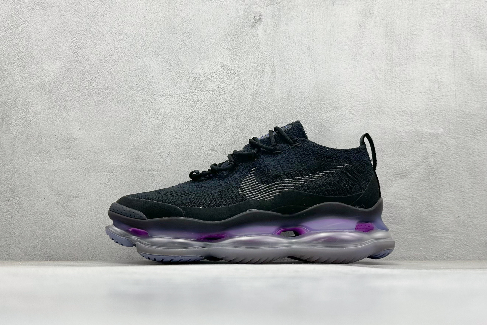 纯原福利  Nike Air Max Scorpion FK 次世代气垫搭载全掌大气垫鞋款 采用类似于 VaporMax Plus 和 VaporMax Flyknit 型号的设计 匠心打造的鞋面 实现轻质包覆和透气性 鞋身设计舒适的衬里包裹双足 带来自然贴身的感觉 橡胶鞋底提供持久的牵引力 脚下的球根状裸气鞋底 货号：DR0888-001 尺码：40-46-选品中心