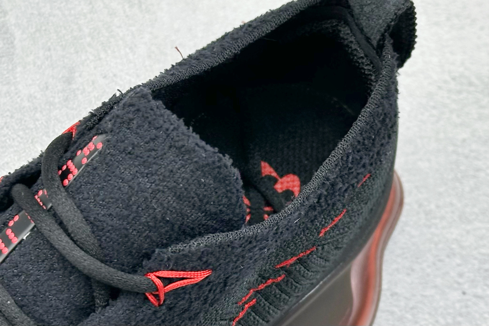 图片[8]-纯原福利  Nike Air Max Scorpion FK 次世代气垫搭载全掌大气垫鞋款 采用类似于 VaporMax Plus 和 VaporMax Flyknit 型号的设计 匠心打造的鞋面 实现轻质包覆和透气性 鞋身设计舒适的衬里包裹双足 带来自然贴身的感觉 橡胶鞋底提供持久的牵引力 脚下的球根状裸气鞋底 货号：DJ4701-004 尺码：40-46-选品中心