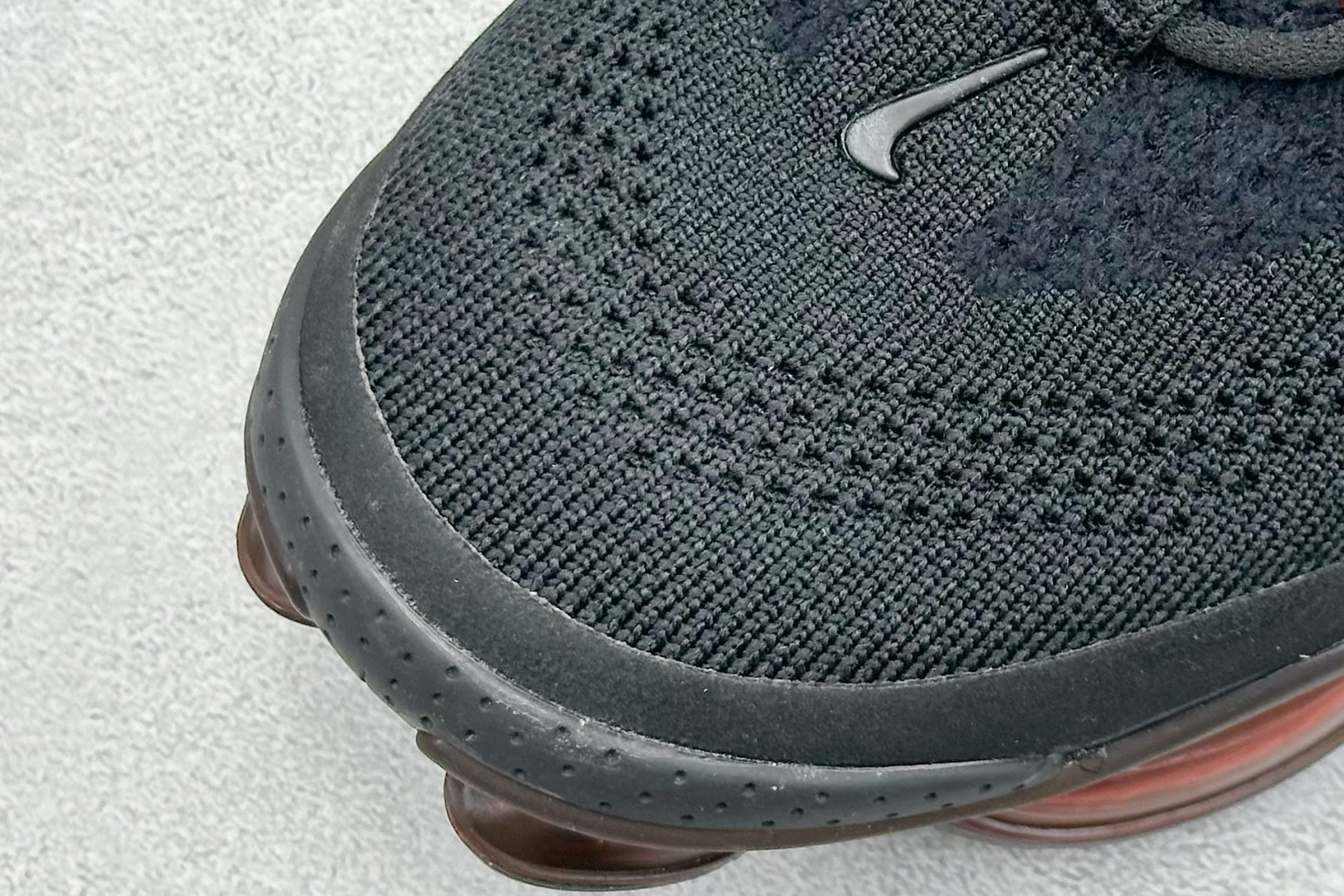 图片[7]-纯原福利  Nike Air Max Scorpion FK 次世代气垫搭载全掌大气垫鞋款 采用类似于 VaporMax Plus 和 VaporMax Flyknit 型号的设计 匠心打造的鞋面 实现轻质包覆和透气性 鞋身设计舒适的衬里包裹双足 带来自然贴身的感觉 橡胶鞋底提供持久的牵引力 脚下的球根状裸气鞋底 货号：DJ4701-004 尺码：40-46-选品中心