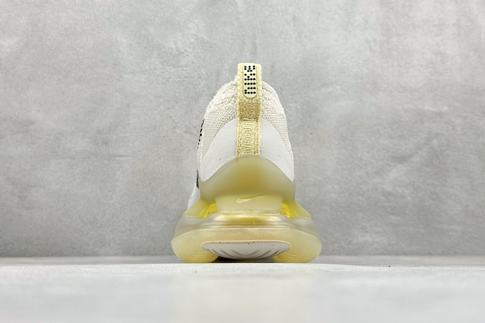 图片[6]-纯原福利  Nike Air Max Scorpion FK 次世代气垫搭载全掌大气垫鞋款 采用类似于 VaporMax Plus 和 VaporMax Flyknit 型号的设计 匠心打造的鞋面 实现轻质包覆和透气性 鞋身设计舒适的衬里包裹双足 带来自然贴身的感觉 橡胶鞋底提供持久的牵引力 脚下的球根状裸气鞋底 货号：DJ4701-001 尺码：40-46-选品中心