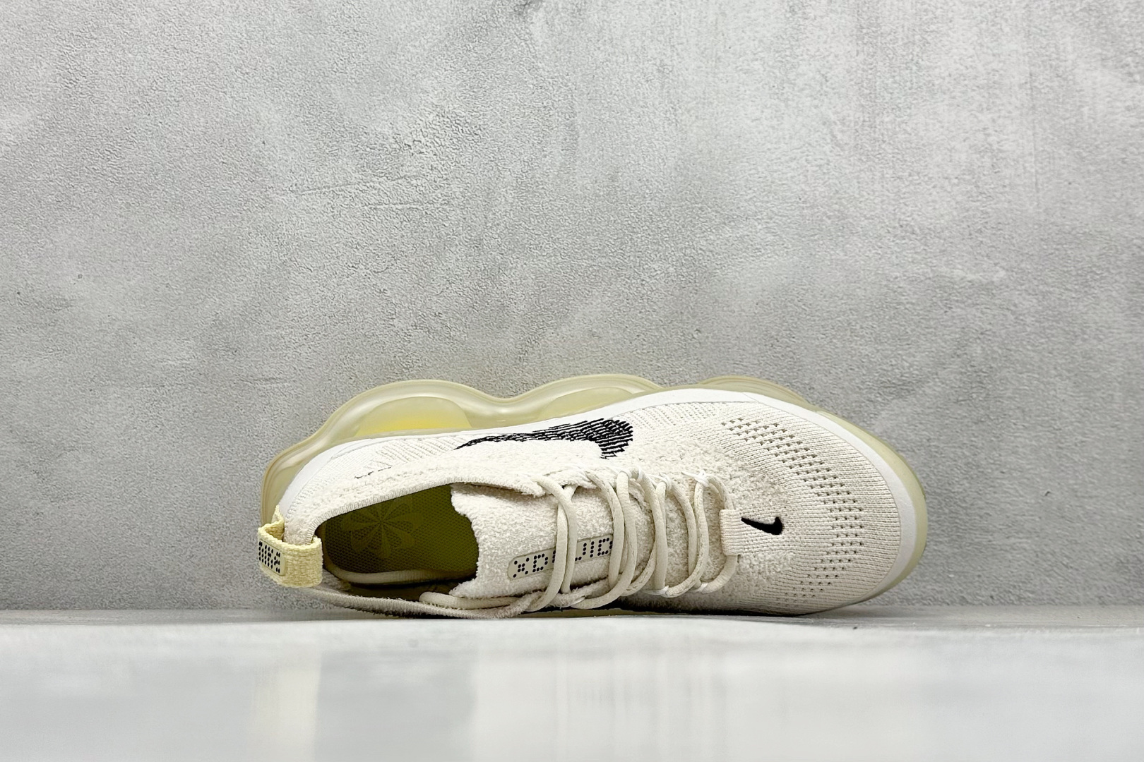 图片[3]-纯原福利  Nike Air Max Scorpion FK 次世代气垫搭载全掌大气垫鞋款 采用类似于 VaporMax Plus 和 VaporMax Flyknit 型号的设计 匠心打造的鞋面 实现轻质包覆和透气性 鞋身设计舒适的衬里包裹双足 带来自然贴身的感觉 橡胶鞋底提供持久的牵引力 脚下的球根状裸气鞋底 货号：DJ4701-001 尺码：40-46-选品中心