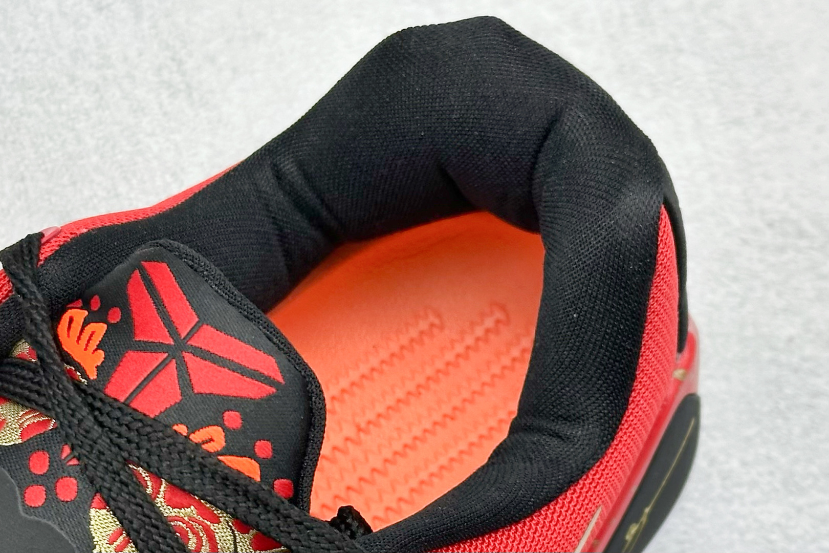 300 GJR版 NK Kobe 9 Elite Protro 科比九代精英款低帮实战篮球鞋  715147-670
