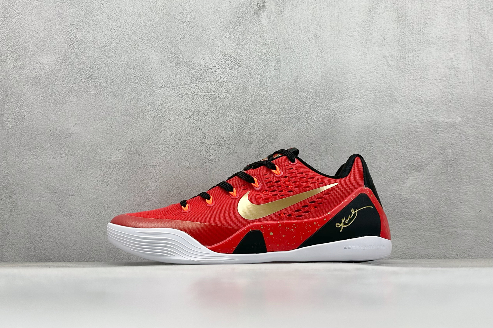 300 GJR版 NK Kobe 9 Elite Protro 科比九代精英款低帮实战篮球鞋  715147-670