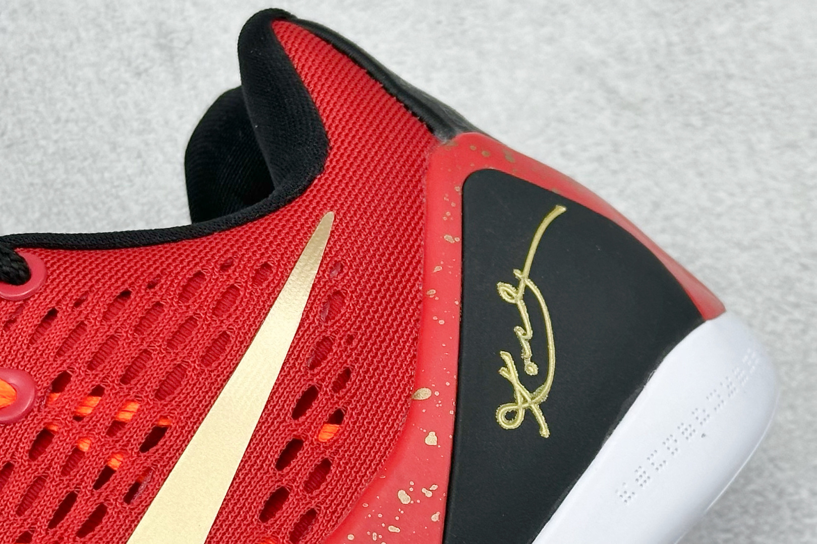 300 GJR版 NK Kobe 9 Elite Protro 科比九代精英款低帮实战篮球鞋  715147-670