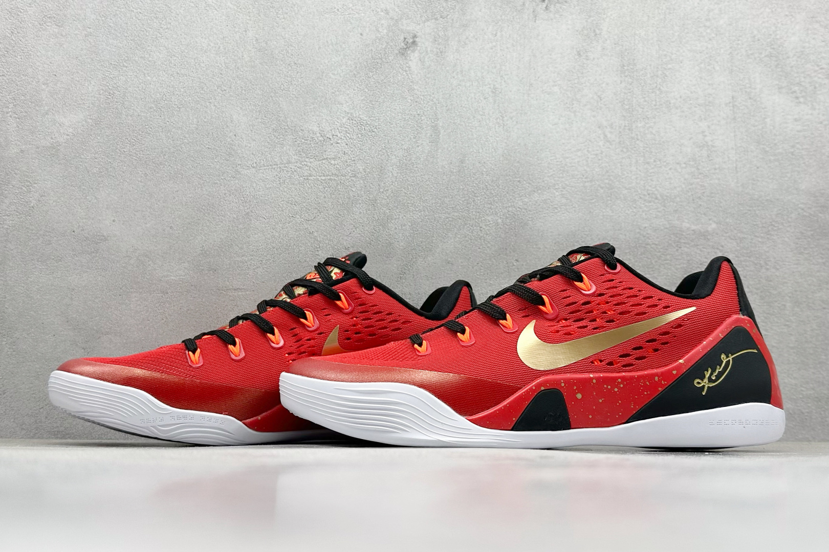 300 GJR版 NK Kobe 9 Elite Protro 科比九代精英款低帮实战篮球鞋  715147-670