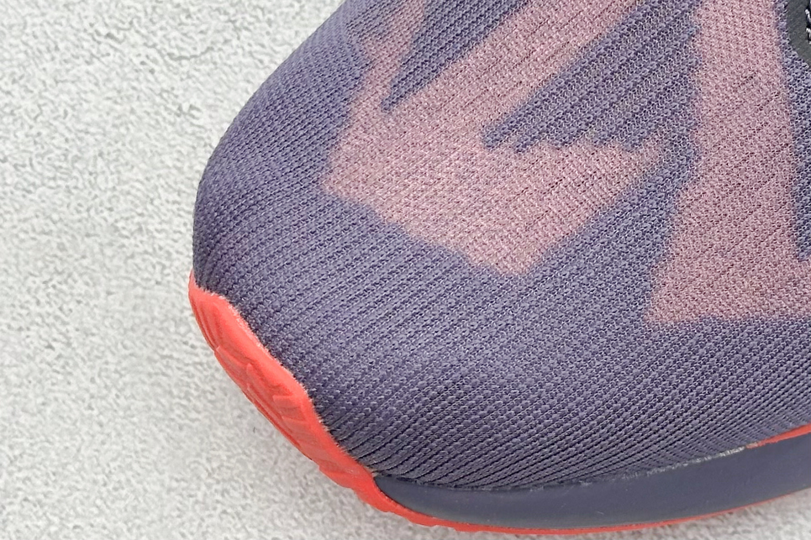 图片[7]-FS版Asics Novablast 5 低帮轻量透气缓震休闲运动跑步鞋 采用单丝纤维网布鞋面材质 鞋口圈柔软反绒皮材料 全新EVA与OBC混合发泡中底 外置防滑耐磨大底片 货号： 1011B974-500 尺码：36 36.5 37.5 38 38.5 39 40 40.5 41 42 42.5 43 44 45-选品中心