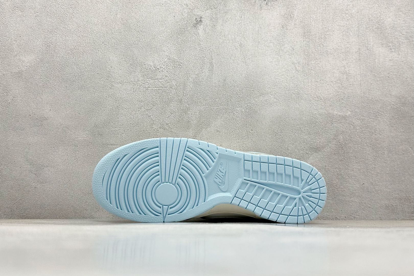 280 XC版Nike SB Dunk Low LV联名 米白浅蓝 周年高端定制 低帮休闲板鞋 KK1333-048