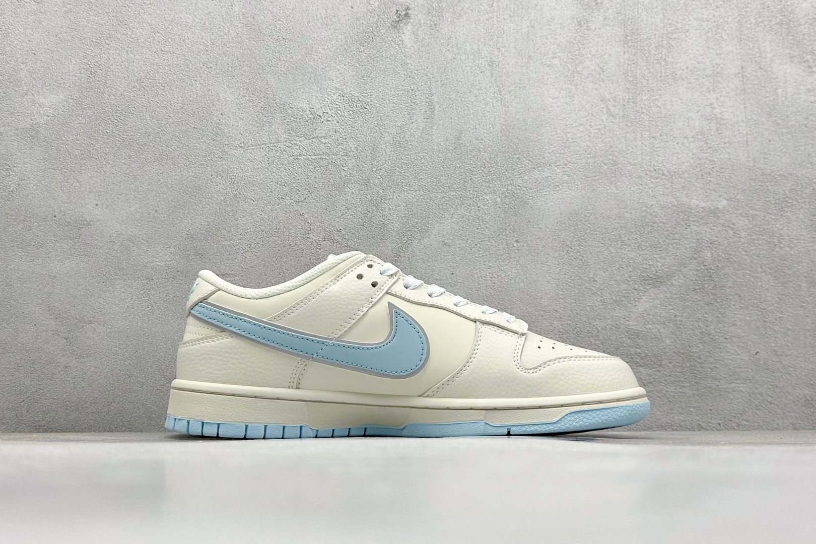 280 XC版Nike SB Dunk Low LV联名 米白浅蓝 周年高端定制 低帮休闲板鞋 KK1333-048