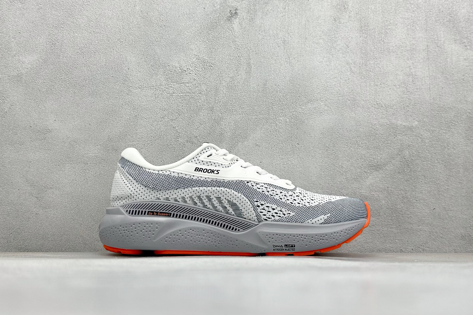 Brooks 布鲁克斯 Adrenaline GTS 24 超弹轻盈跑步鞋 低帮透气缓震支撑休闲运动慢跑鞋 110437 1D 129
