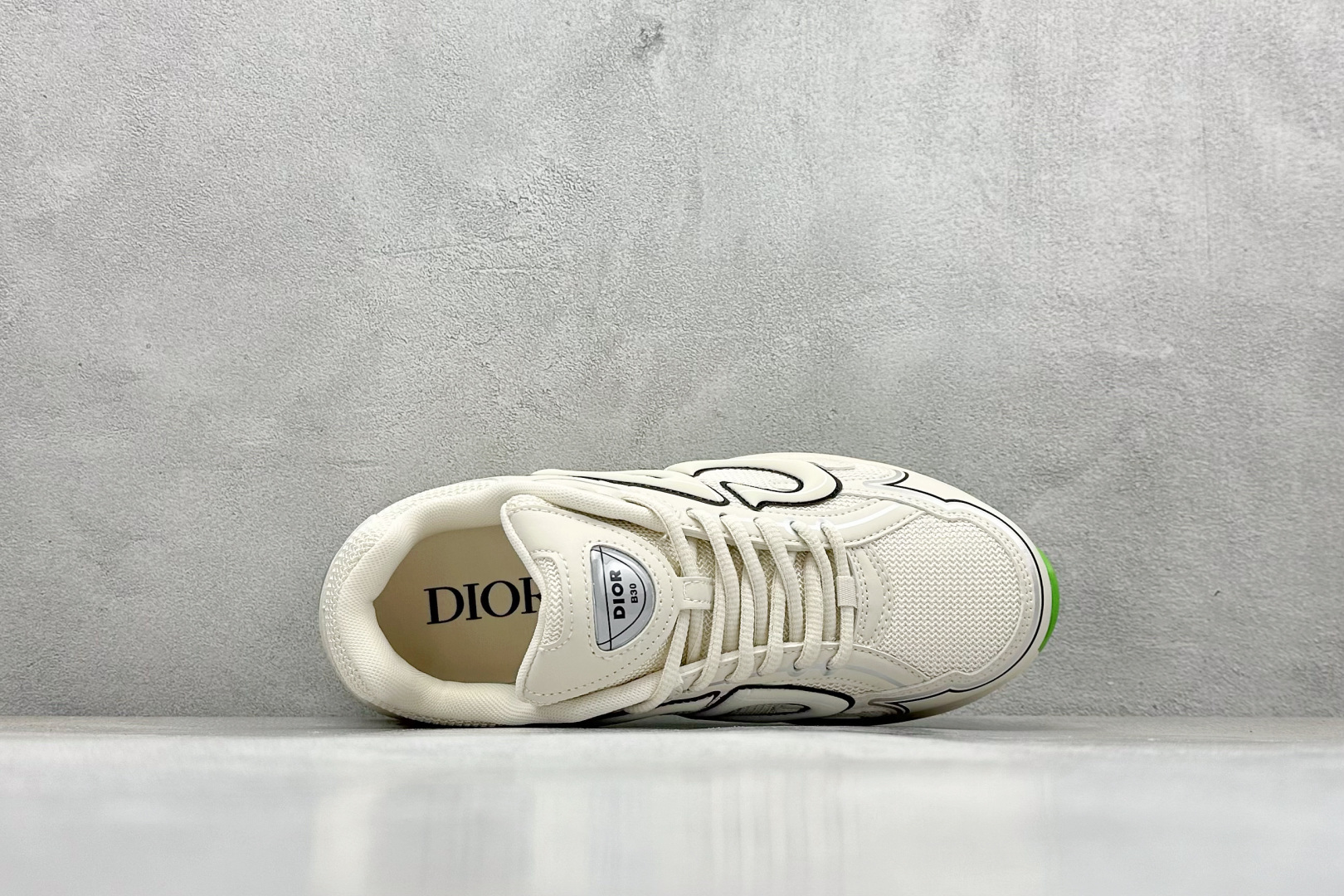 图片[3]-BF版 Dior B30 迪奥网眼织物低帮运动休闲鞋 该款系列采用黑网色眼织物白和色科技料面精心制 作饰以反光“CD30”图形标志 外格轻盈的刻雕效果橡胶鞋搭底配标志性点的缀提升格调 内弹部力细节塑造想理的舒适穿着体验可与各休式闲造型配搭 彰显尚时现代的运风动范 尺码：39-45-选品中心