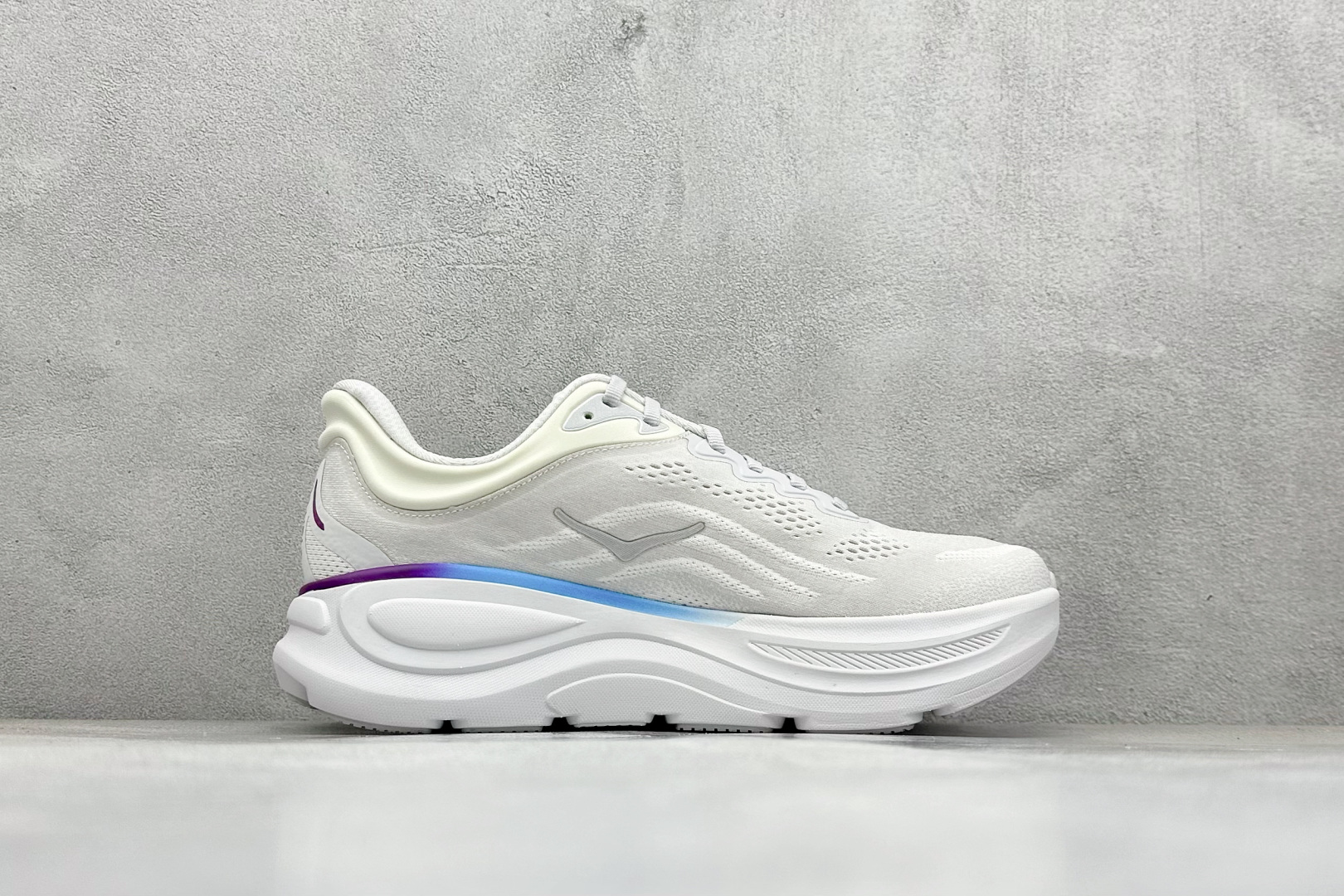  
RS版HOKA ONE ONE Bondi 9 舒适防滑耐磨低帮休闲跑步鞋 

货号：/CYWH
尺