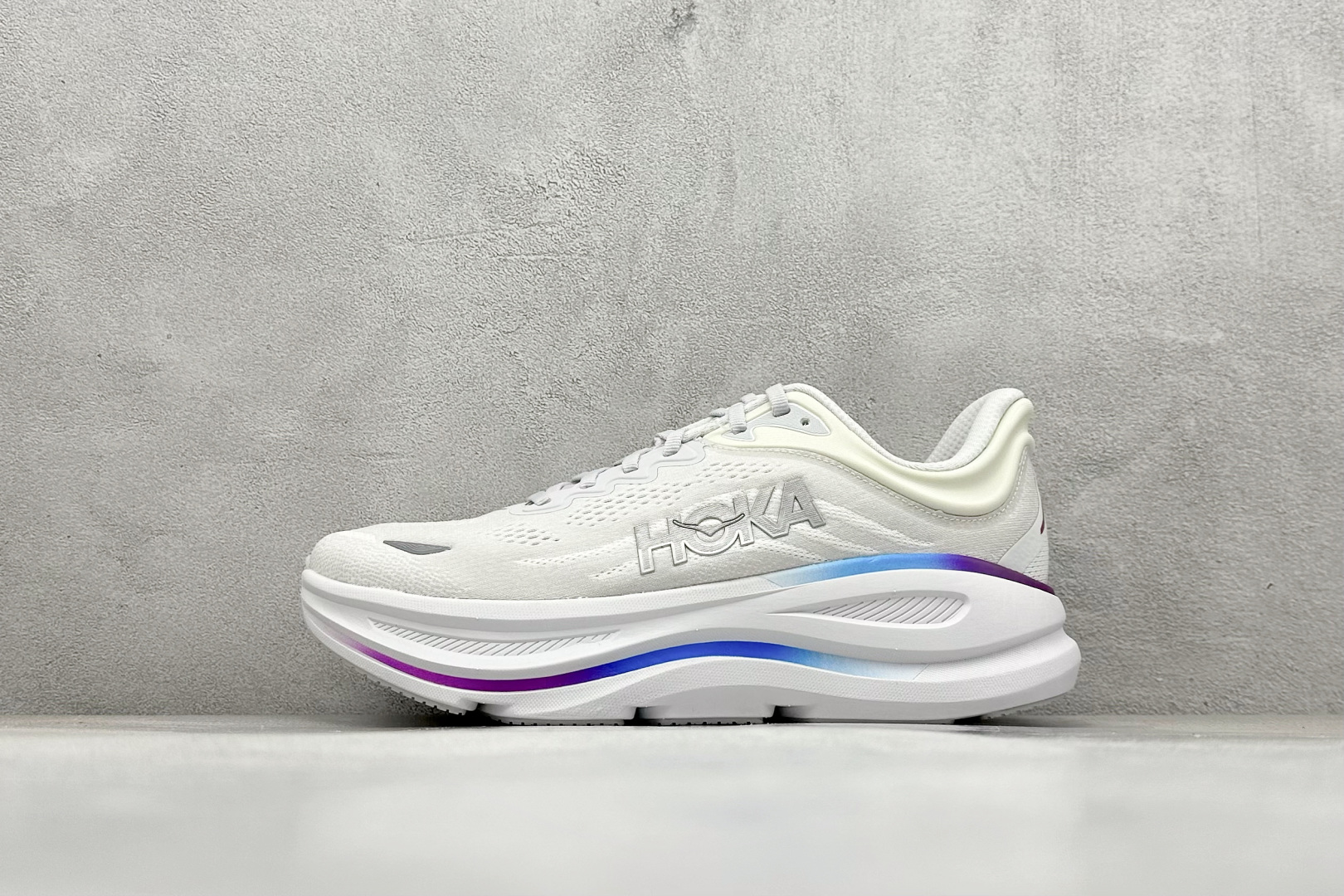  
RS版HOKA ONE ONE Bondi 9 舒适防滑耐磨低帮休闲跑步鞋 

货号：/CYWH
尺