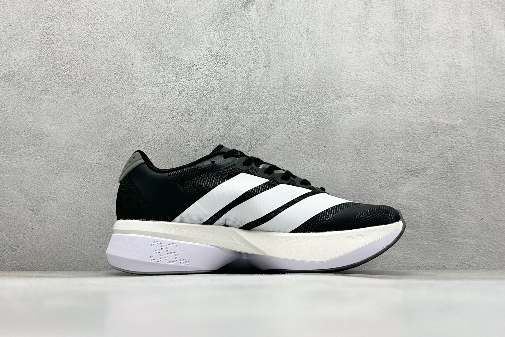 AdidAdizero Boston 13 轻盈跑鞋 超轻发泡底 缓震透气跑步鞋  JS4938
