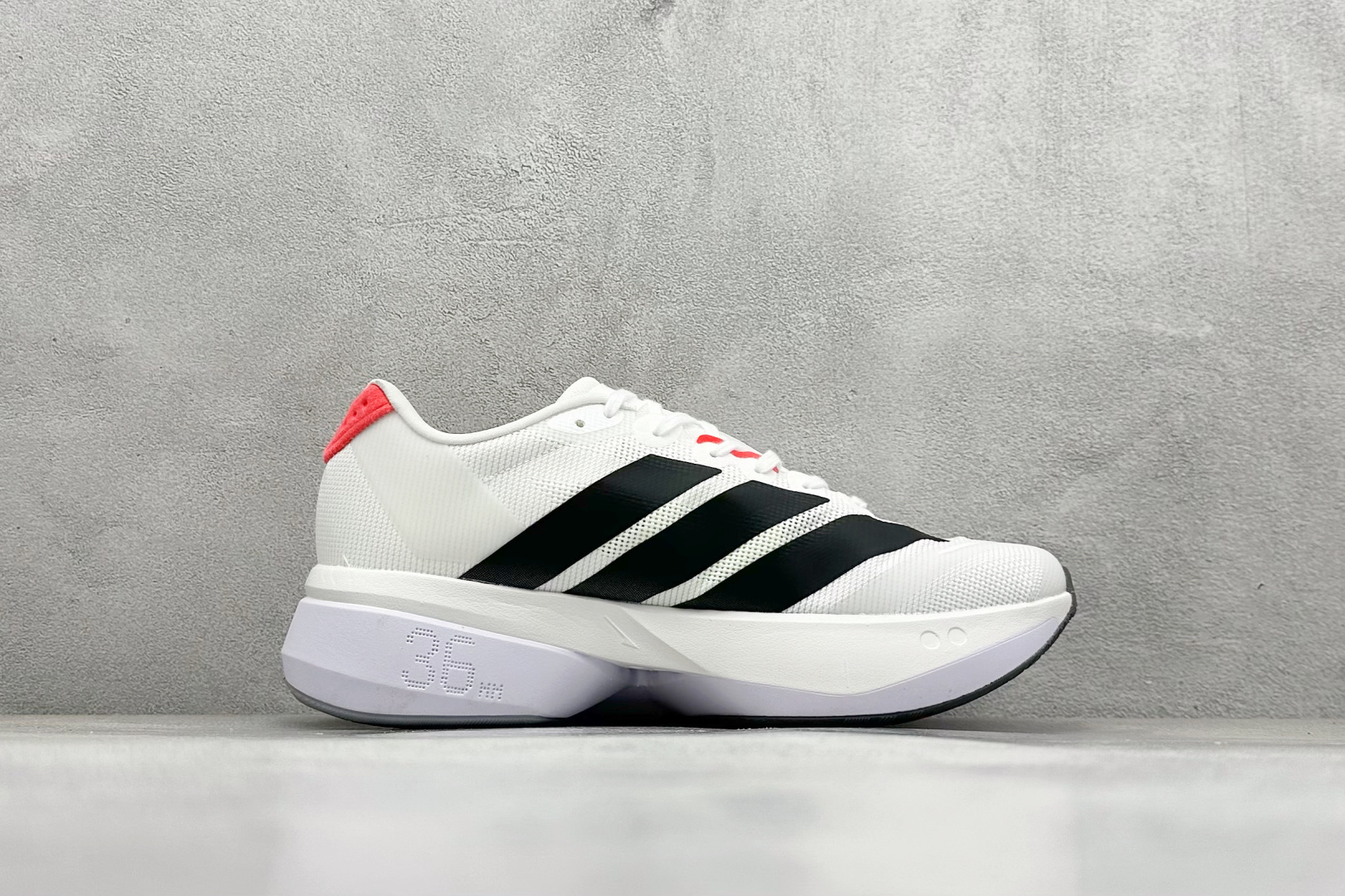 AdidAdizero Boston 13 轻盈跑鞋 超轻发泡底 缓震透气跑步鞋  JS4934