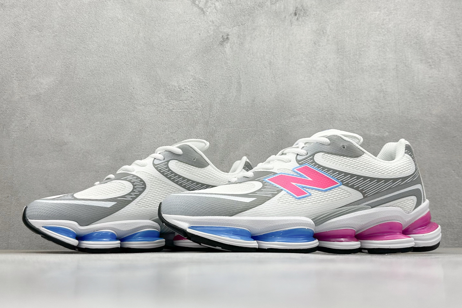 New Balance 新百伦 NB2000 网面休闲鞋  U2000WIO