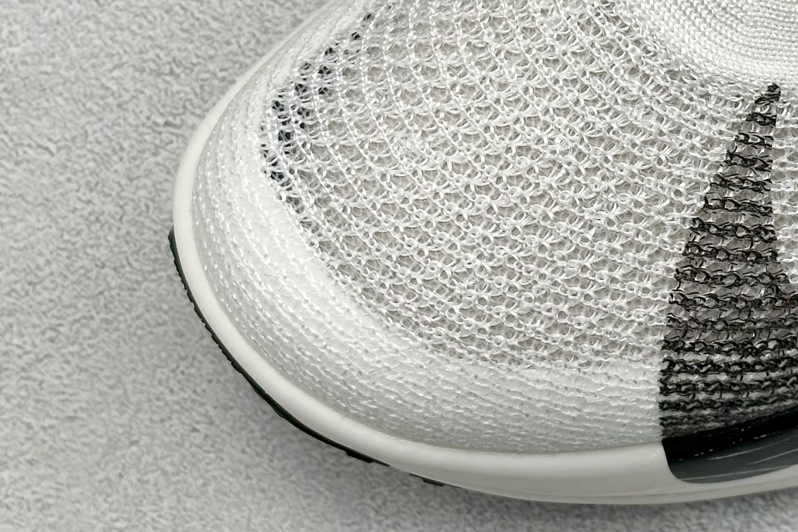 图片[7]-Nike Zoom VaporFly Next 3% \”Prototype\” 2024年全新超级马拉松跑鞋  #鞋款搭载两个Airzoom缓震配置，中底ZoomX 泡绵从后跟延伸至鞋头，超强回弹性 货号：FD8311-101  尺码：36 36.5 37.5 38 38.5 39 40 40.5 41 42 42.5 43 44 44.5 45-选品中心