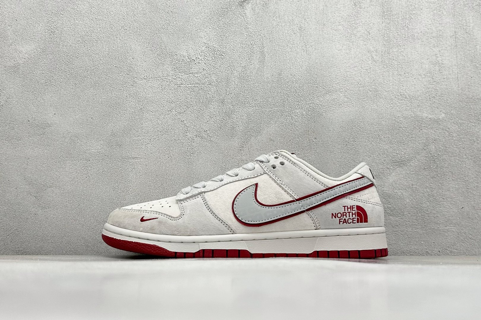 图片[7]-福利特价  Nk SB Dunk Low 联名 周年高端定制 低帮休闲板鞋  #定制鞋盒 大厂纯原品质出货 超高清洁度 皮料切割干净无任何毛边 细节完美 货号：DQ1098-367  尺码：36 36.5 37.5 38 38.5 39 40 40.5 41 42 42.5 43 44 44.5 45-选品中心