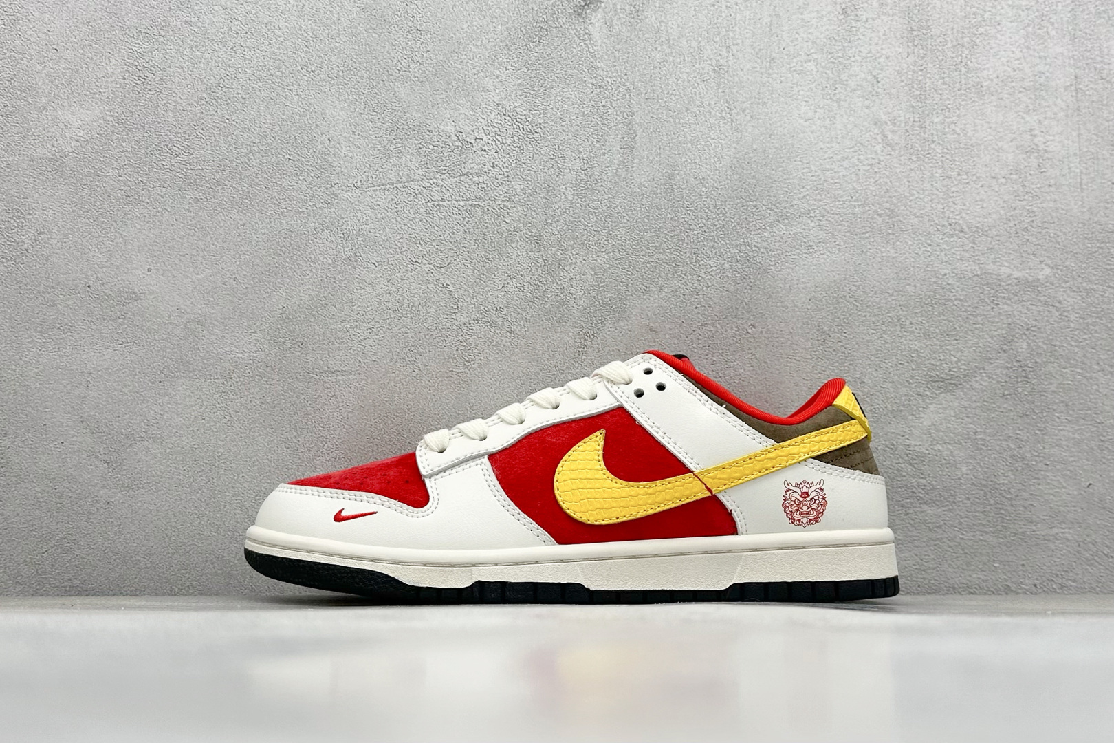 图片[5]-福利特价  Nk SB Dunk Low 联名 周年高端定制 低帮休闲板鞋  #定制鞋盒 大厂纯原品质出货 超高清洁度 皮料切割干净无任何毛边 细节完美 货号：DQ1098-367  尺码：36 36.5 37.5 38 38.5 39 40 40.5 41 42 42.5 43 44 44.5 45-选品中心