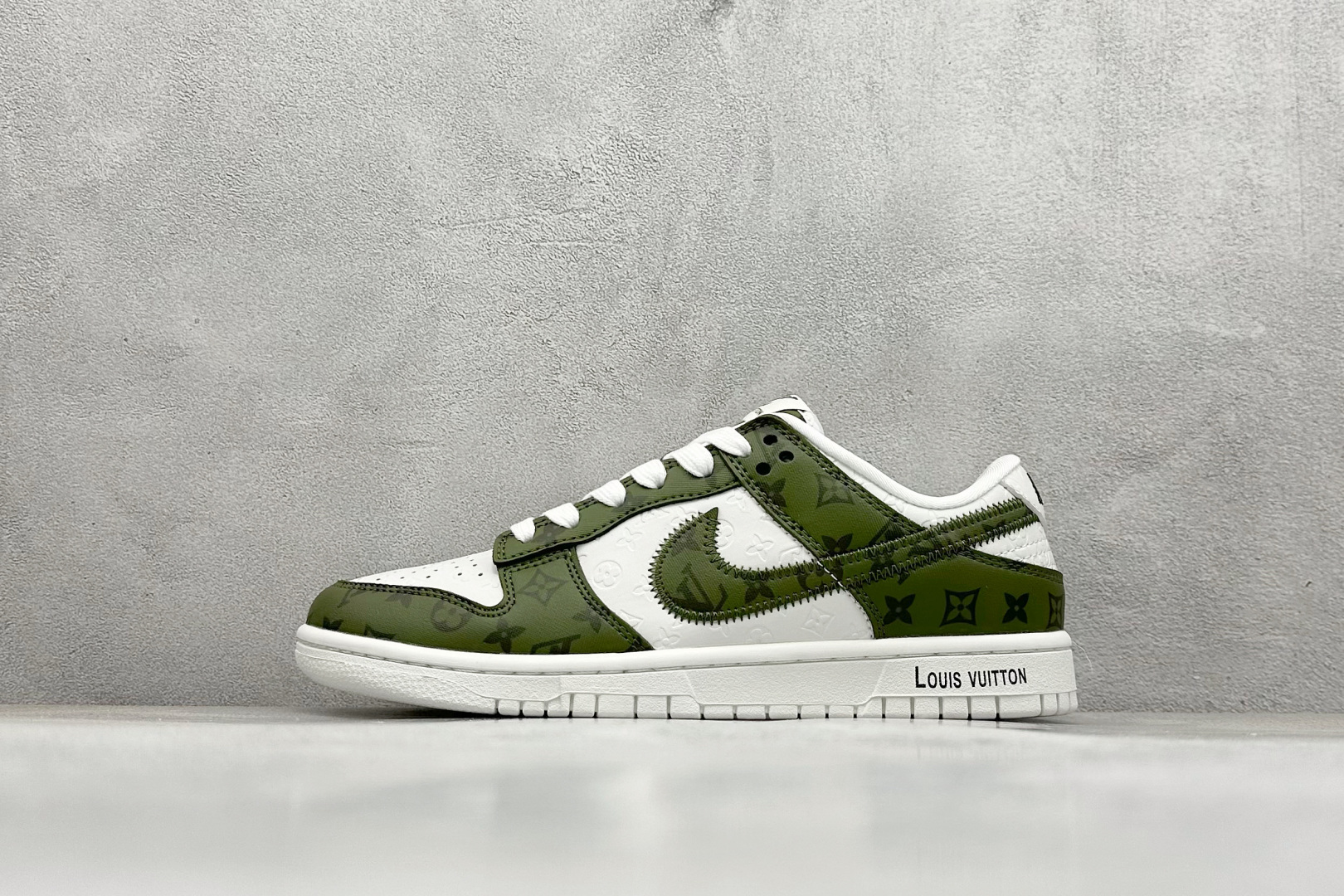 图片[4]-福利特价  Nk SB Dunk Low 联名 周年高端定制 低帮休闲板鞋  #定制鞋盒 大厂纯原品质出货 超高清洁度 皮料切割干净无任何毛边 细节完美 货号：DQ1098-367  尺码：36 36.5 37.5 38 38.5 39 40 40.5 41 42 42.5 43 44 44.5 45-选品中心