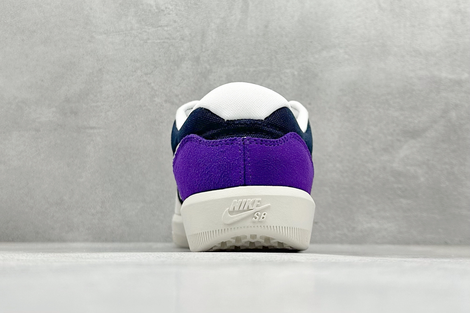 FS版 Nike SB Force 58 硫化杯底 传统篮球风格 Nike SB Force 58 男/女滑板鞋 DV5477-403