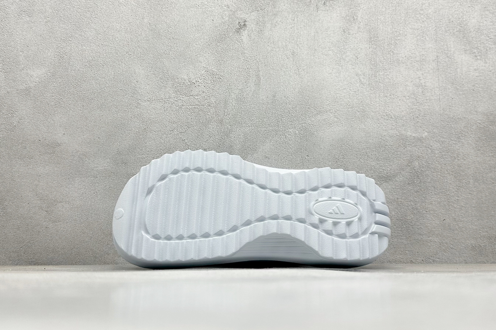 XD版AD OZWAVE CLOG 防滑包头 厨师鞋二代 稳定缓震回弹厚底老爹拖鞋  JR9273