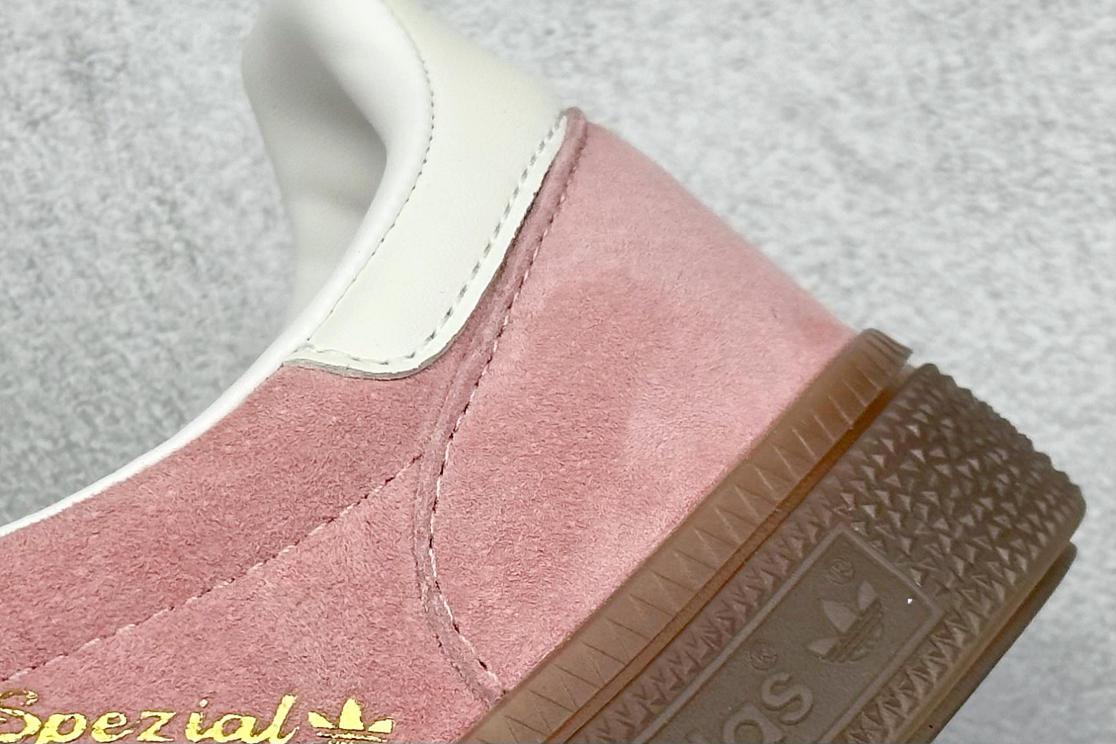 S2AdidHandball Spezial 复古单品 阿迪达斯经典款复古休闲板鞋  KJ6305