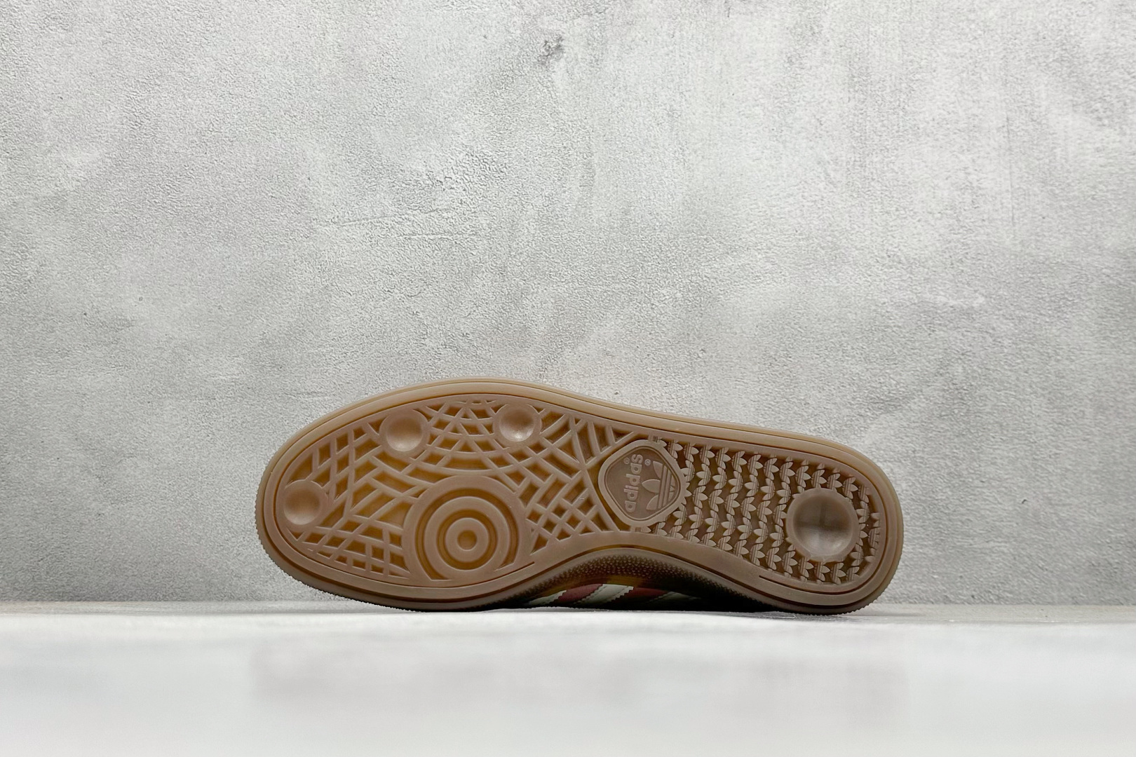 S2AdidHandball Spezial 复古单品 阿迪达斯经典款复古休闲板鞋  KJ6305