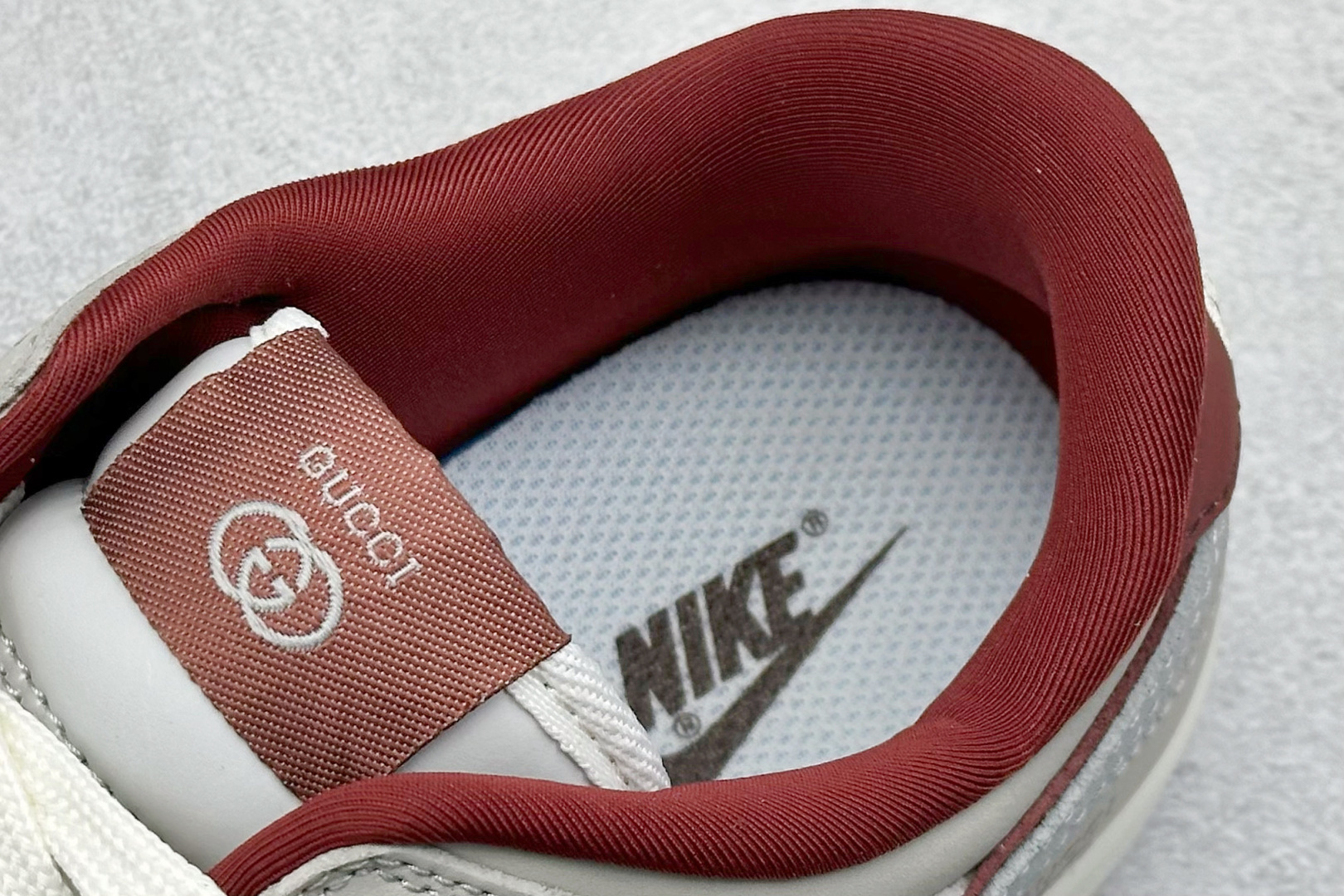 SC版Nike SB Dunk Low 古驰联名 雾灰殷红 周年高端定制 低帮休闲板鞋 XY2026-157