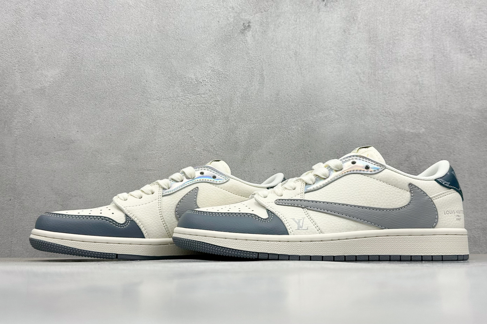 280 XC版Travis Scott x Fragment Design x Air Jordan 1 Low OG SP AJ1 乔1 LV联名 拉丝灰勾 低帮文化休闲板鞋 XS7089-615