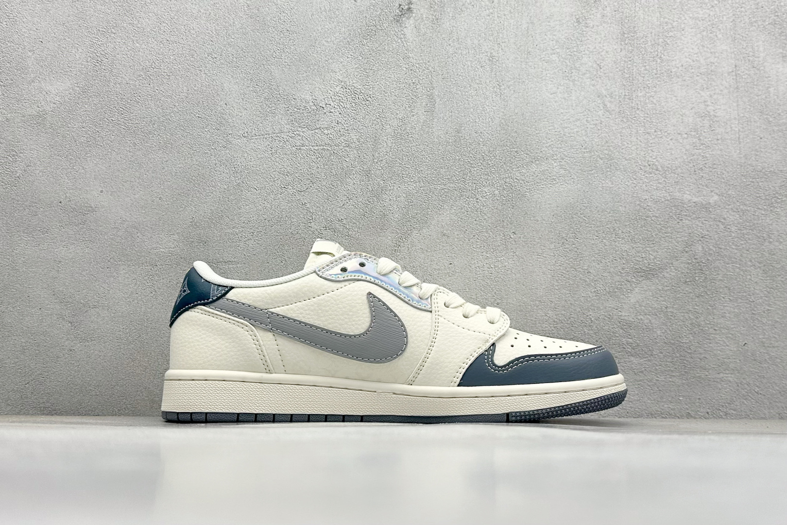 280 XC版Travis Scott x Fragment Design x Air Jordan 1 Low OG SP AJ1 乔1 LV联名 拉丝灰勾 低帮文化休闲板鞋 XS7089-615