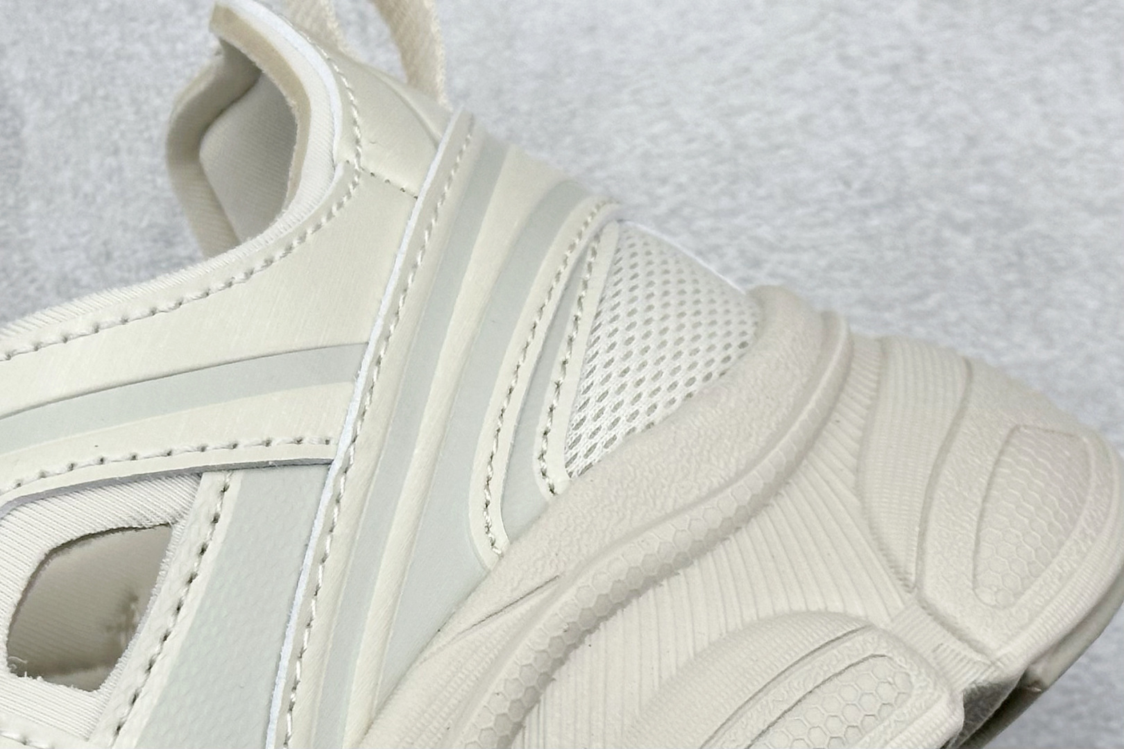 图片[9]-MLB Big Ball Chunky Mesh 厚底老爹系列低帮魔术贴轻量休闲运动慢跑鞋 尺码：35 36 37 37.5 38 38.5 39 40 40.5 41 42 42.5 43 44 45-选品中心