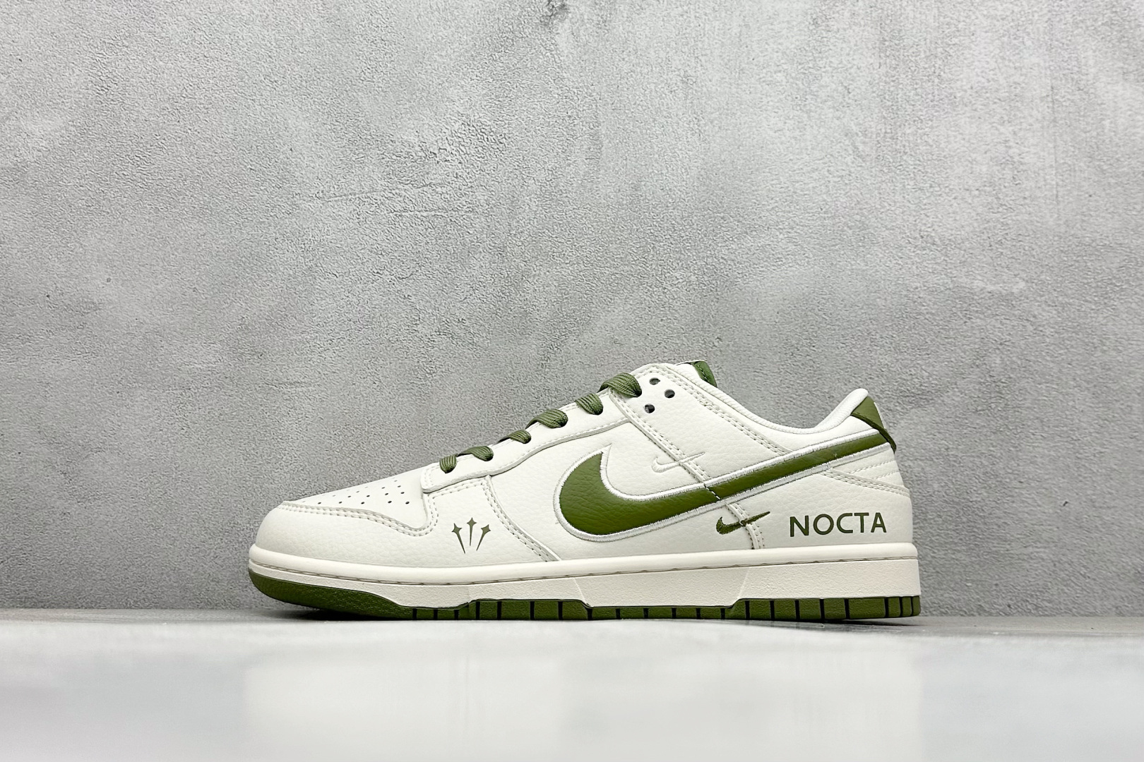 福利特价  Nk SB Dunk Low NOCTA联名 周年高端定制 低帮休闲板鞋  #定制鞋盒 大厂纯原品质出货 超高清洁度 皮料切割干净无任何毛边 细节完美 货号：DQ1098-388  尺码：36 36.5 37.5 38 38.5 39 40 40.5 41 42 42.5 43 44 44.5 45-选品中心