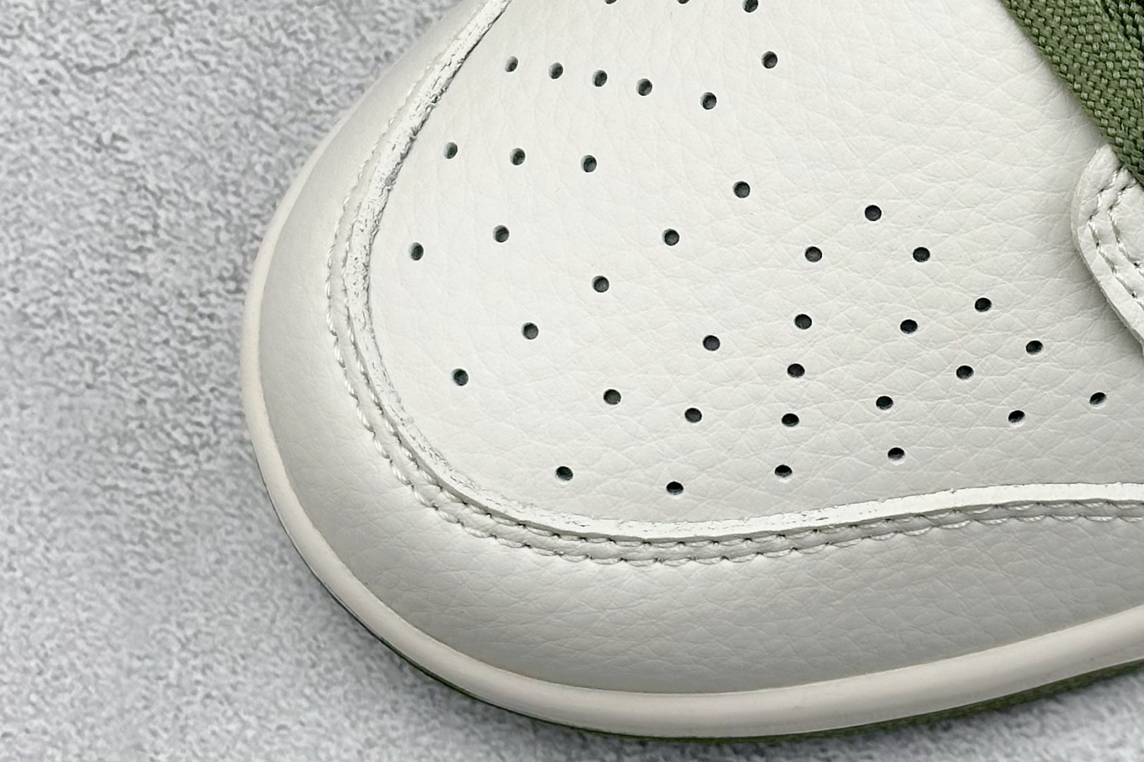 图片[7]-福利特价  Nk SB Dunk Low NOCTA联名 周年高端定制 低帮休闲板鞋  #定制鞋盒 大厂纯原品质出货 超高清洁度 皮料切割干净无任何毛边 细节完美 货号：DQ1098-388  尺码：36 36.5 37.5 38 38.5 39 40 40.5 41 42 42.5 43 44 44.5 45-选品中心