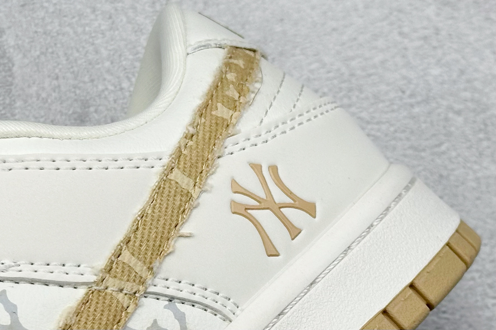 图片[9]-福利特价  Nk SB Dunk Low MLB联名 周年高端定制 低帮休闲板鞋  #定制鞋盒 大厂纯原品质出货 超高清洁度 皮料切割干净无任何毛边 细节完美 货号：DQ1098-346  尺码：36 36.5 37.5 38 38.5 39 40 40.5 41 42 42.5 43 44 44.5 45-选品中心