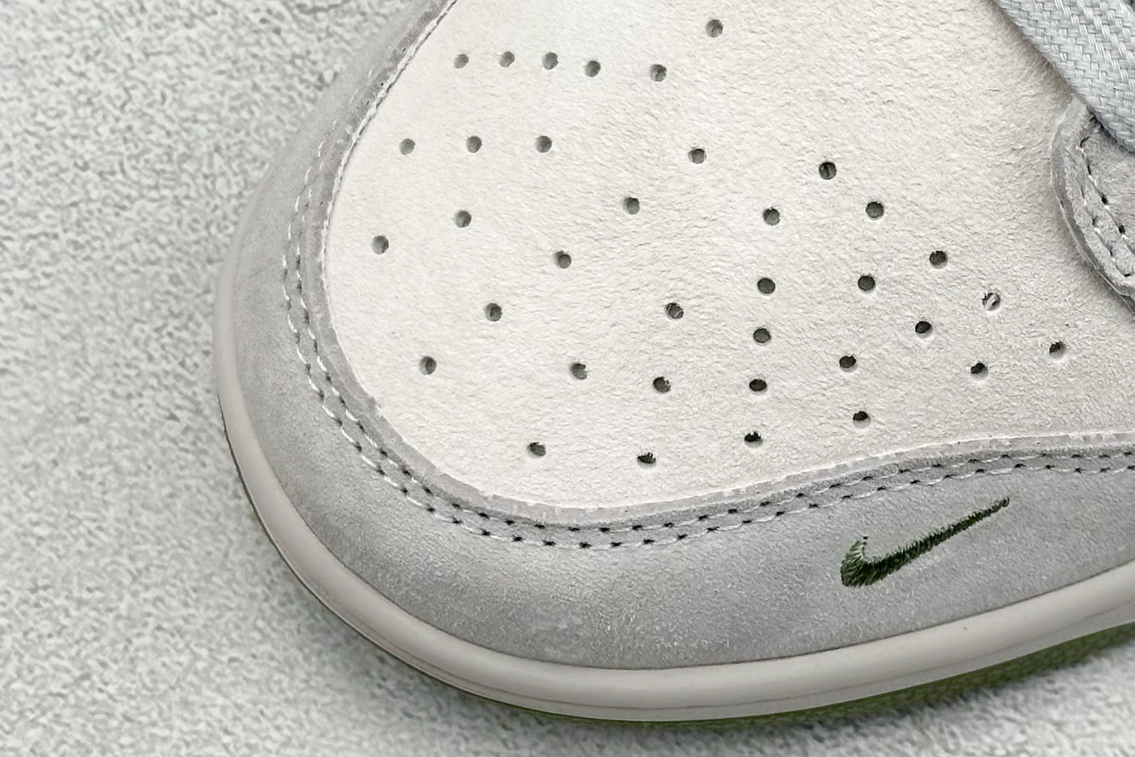 图片[7]-福利特价  Nk SB Dunk Low 北面联名 周年高端定制 低帮休闲板鞋  #定制鞋盒 大厂纯原品质出货 超高清洁度 皮料切割干净无任何毛边 细节完美 货号：DQ1098-397  尺码：36 36.5 37.5 38 38.5 39 40 40.5 41 42 42.5 43 44 44.5 45-选品中心