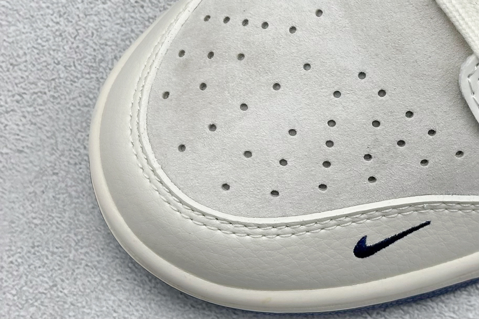 图片[7]-福利特价  Nk SB Dunk Low 北面联名 周年高端定制 低帮休闲板鞋  #定制鞋盒 大厂纯原品质出货 超高清洁度 皮料切割干净无任何毛边 细节完美 货号：DQ1098-512  尺码：36 36.5 37.5 38 38.5 39 40 40.5 41 42 42.5 43 44 44.5 45-选品中心