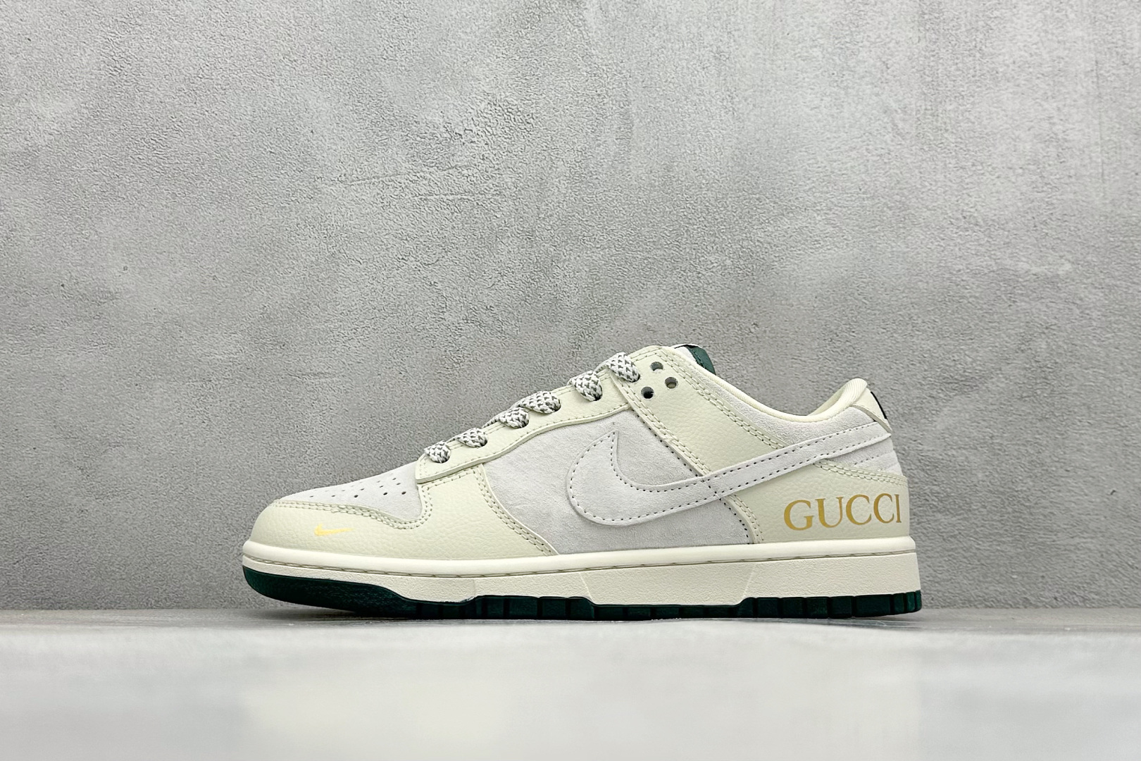 福利特价  Nk SB Dunk Low GUCCI联名 周年高端定制 低帮休闲板鞋  #定制鞋盒 大厂纯原品质出货 超高清洁度 皮料切割干净无任何毛边 细节完美 货号：DQ1098-390  尺码：36 36.5 37.5 38 38.5 39 40 40.5 41 42 42.5 43 44 44.5 45-选品中心