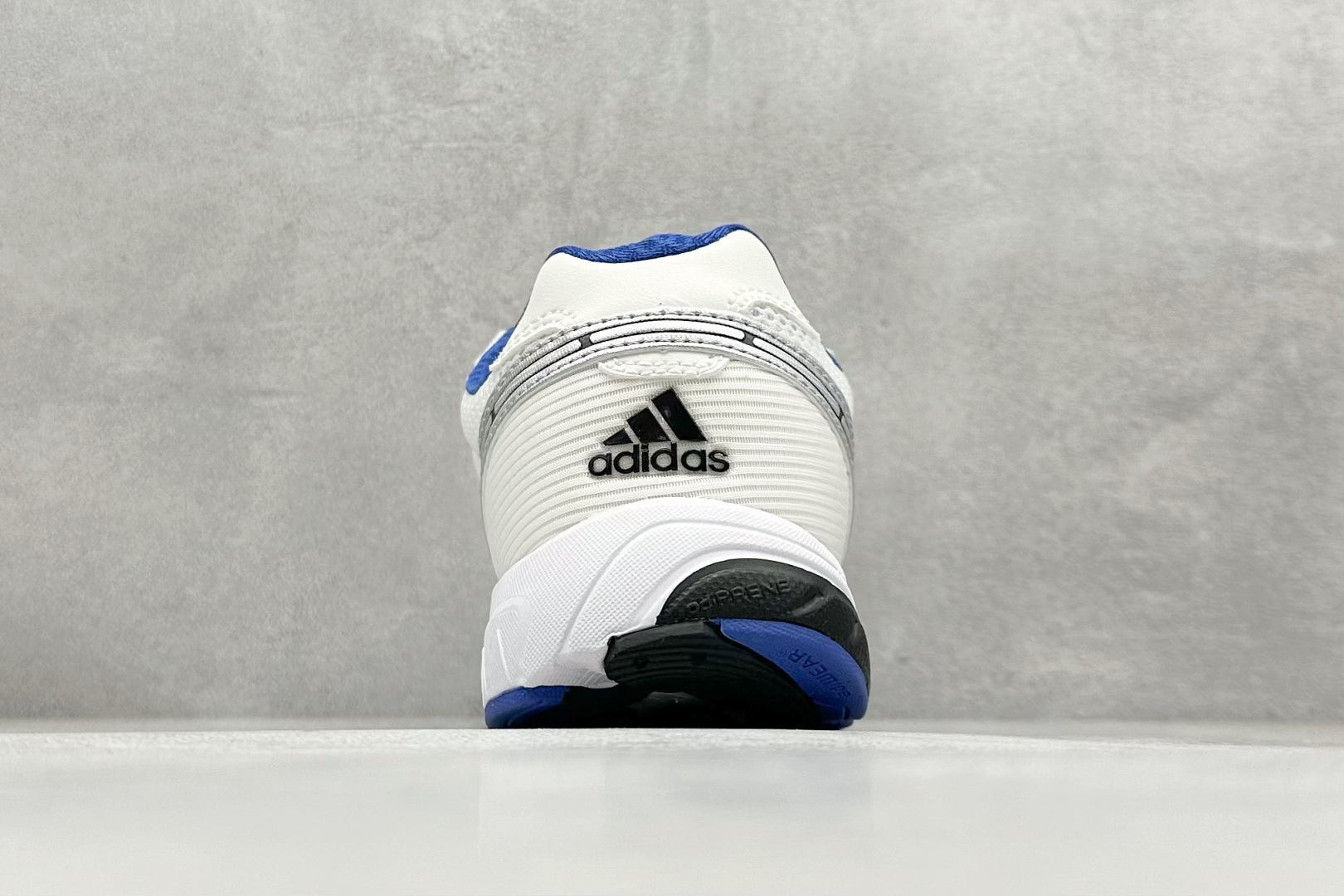 图片[6]-福利特价  AD Originals SL 72 x BAD BUNNY ADIZERO 阿迪休闲防滑耐磨低帮板鞋 经典低帮设计和橡胶外底，采用舒爽尼龙鞋面，绒面革饰面和皮革细节 搭载着 Ecotex 鞋舌，更添质感，EVA 中底设计助你舒适出行 货号：JI2684 尺码：36 36.5 37 38 38.5 39 40 40.5 41 42 42.5 43 44 44.5 45-选品中心