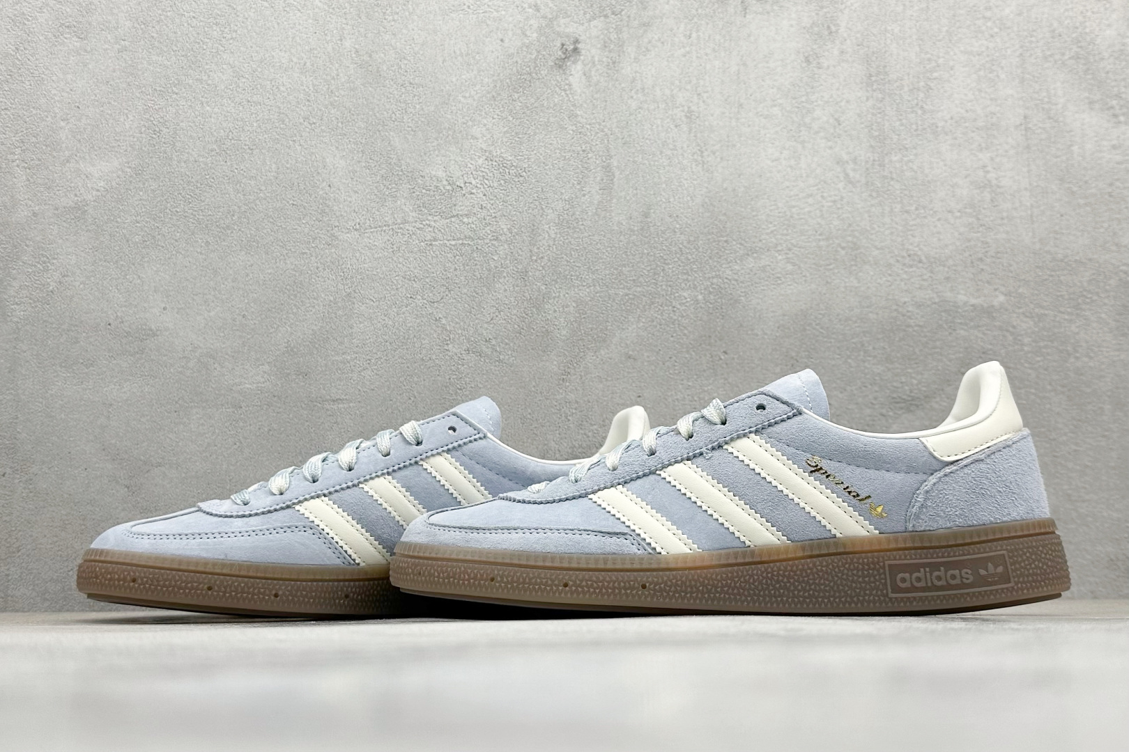 S2AdidHandball Spezial 复古单品 阿迪达斯经典款复古休闲板鞋  KI5933