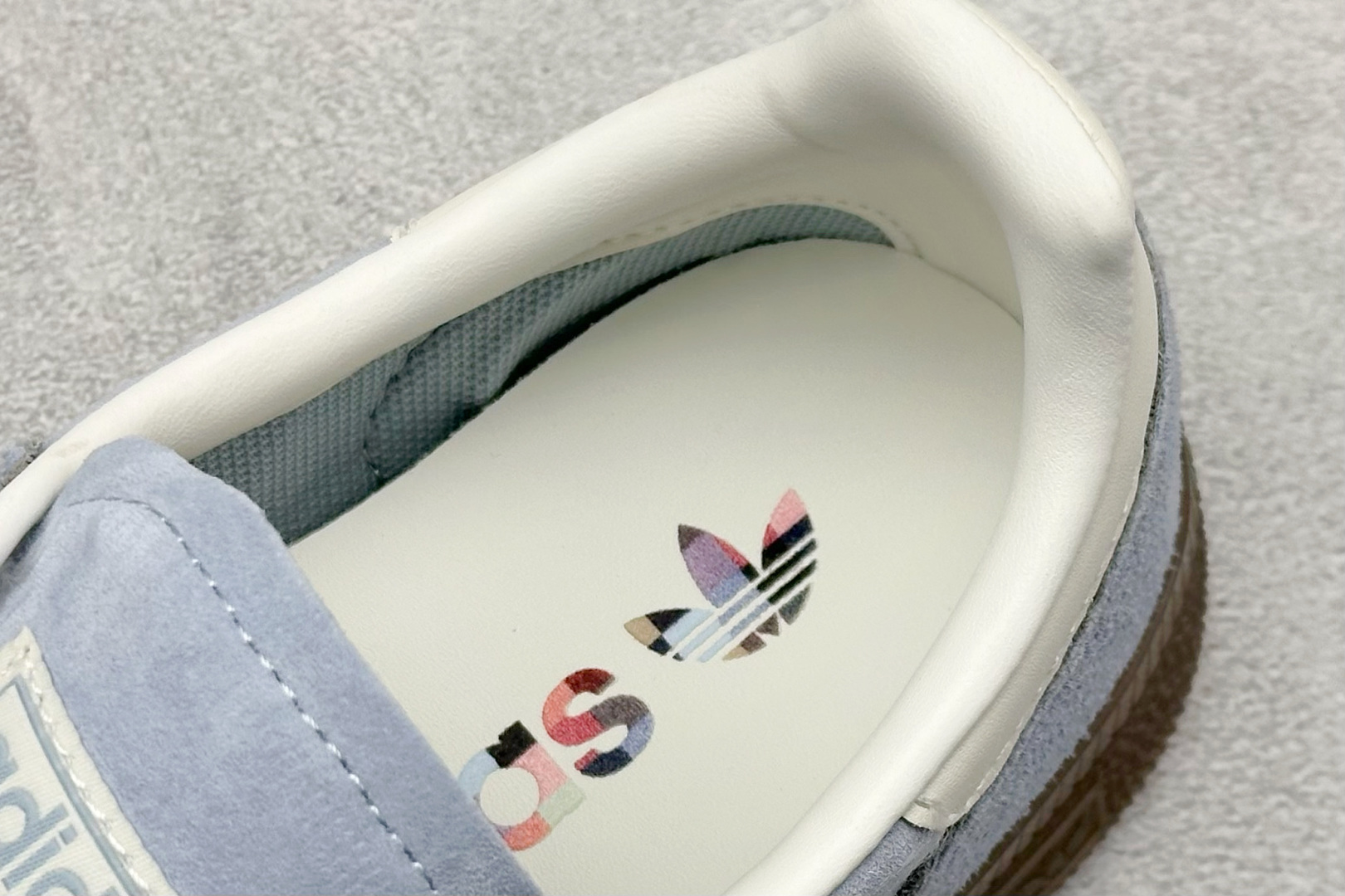 S2AdidHandball Spezial 复古单品 阿迪达斯经典款复古休闲板鞋  KI5933